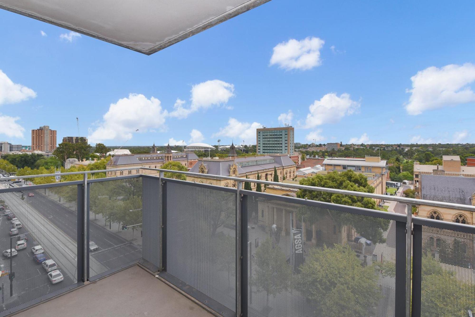 Light & Airy 3 Bd Cbd Apt: Balconytramwifi/Parking Apartment Adelaide Bagian luar foto