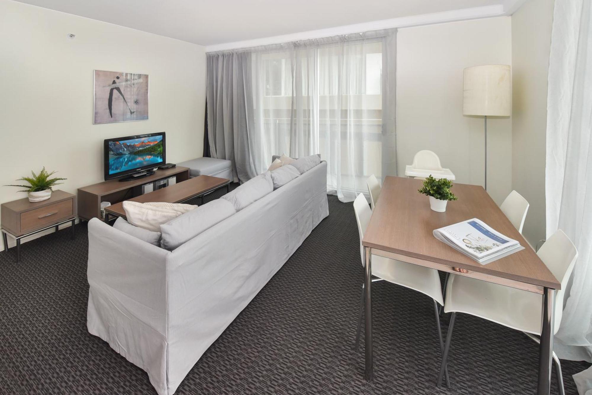 Light & Airy 3 Bd Cbd Apt: Balconytramwifi/Parking Apartment Adelaide Bagian luar foto